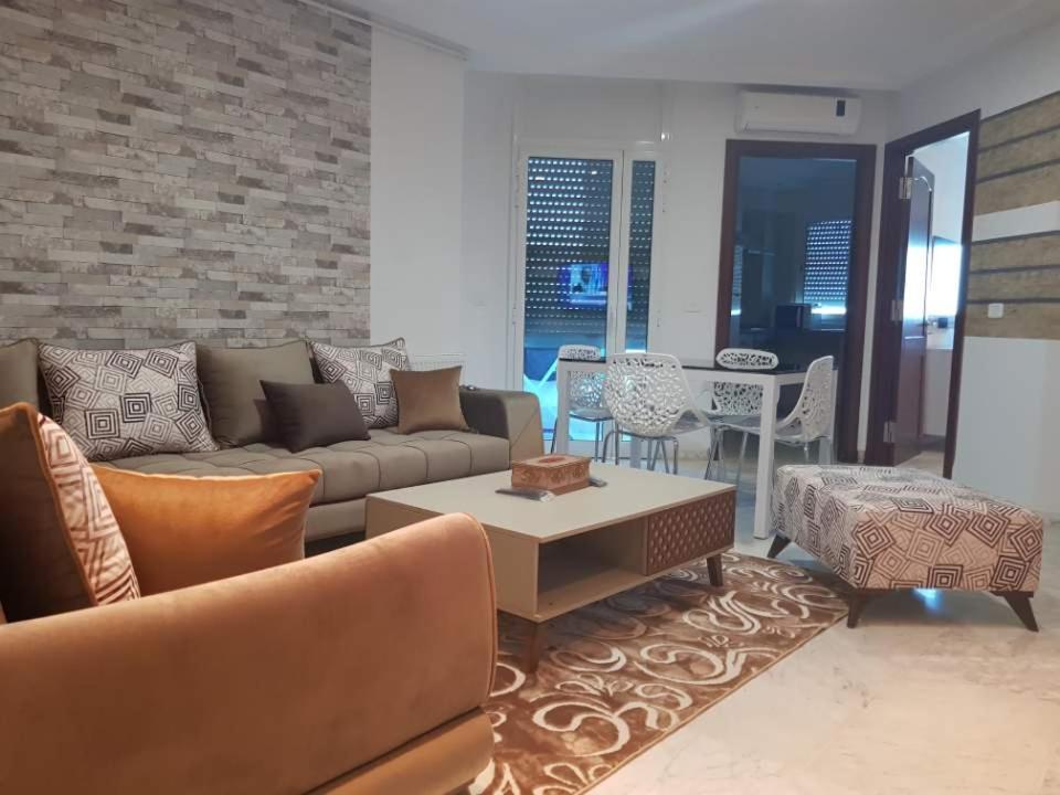 Lovely Near Mall - Lac2 *