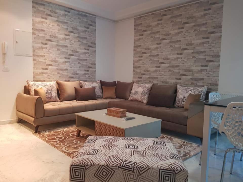 Lovely Near Mall - Lac2 Appartement
